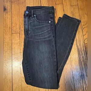 GAP True Skinny High Rise Jean